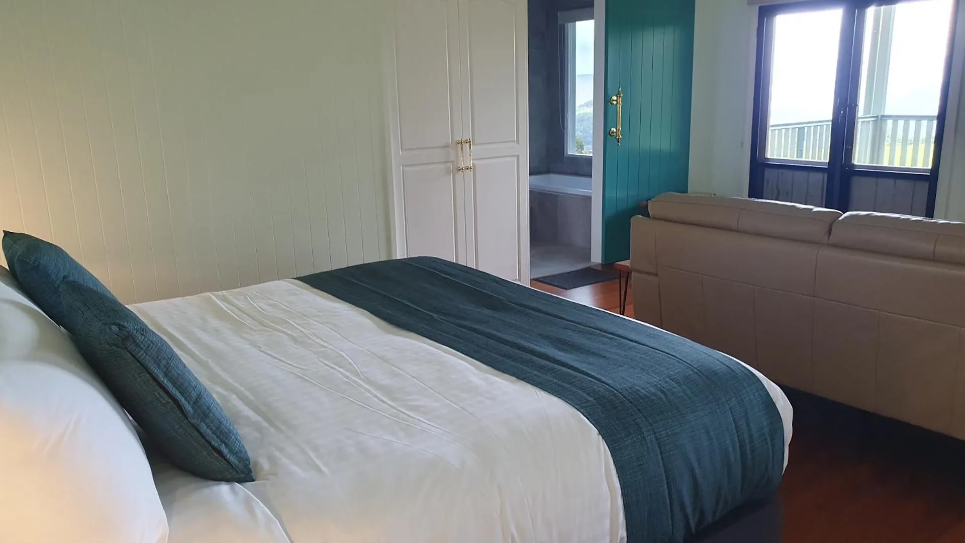 Guest house Couples Accessible Cabin, Zarina Country Cabins, 6 Witta