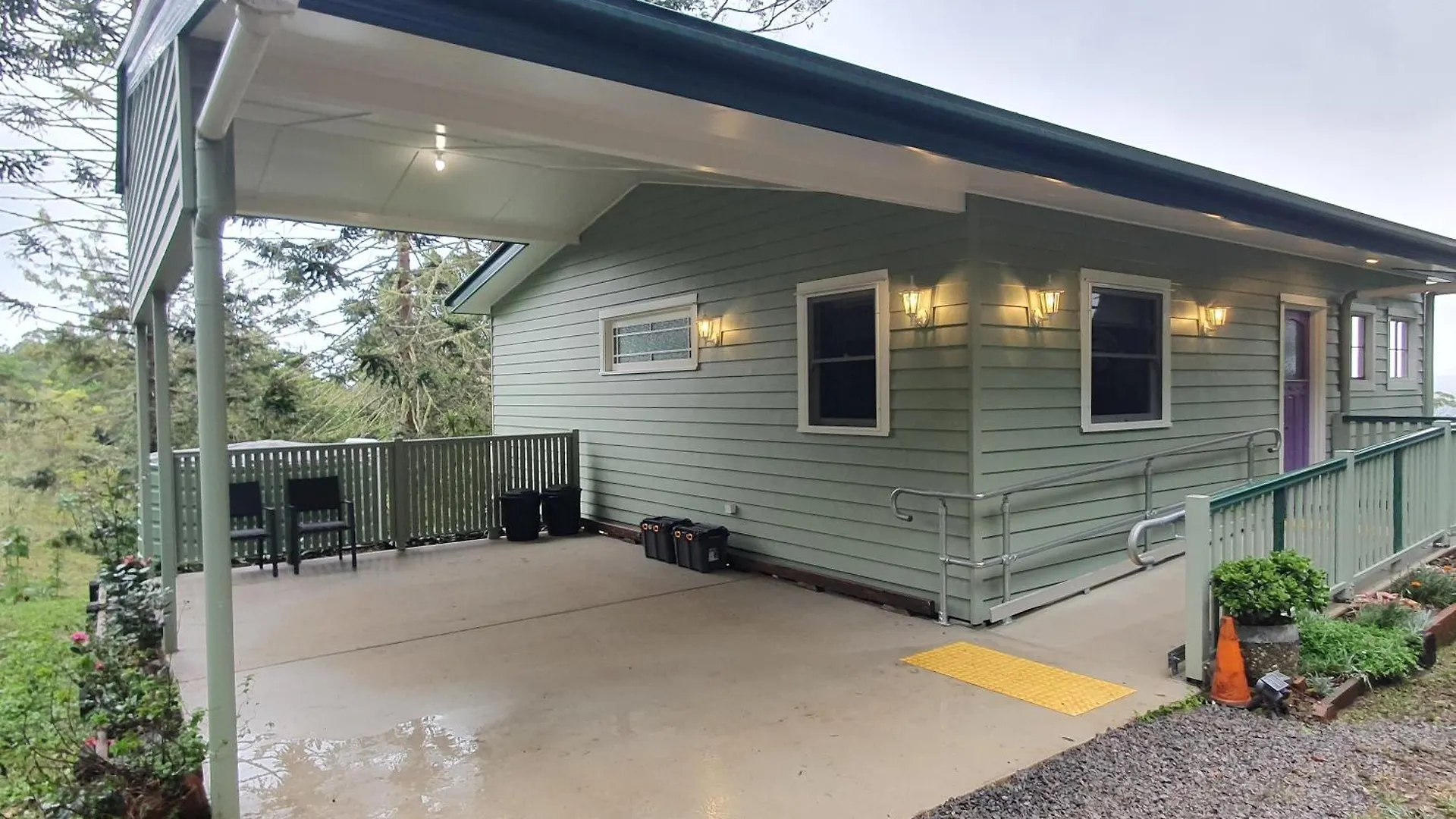 Couples Accessible Cabin, Zarina Country Cabins, 6 Witta